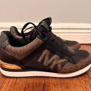 Michael Kors Sneakers